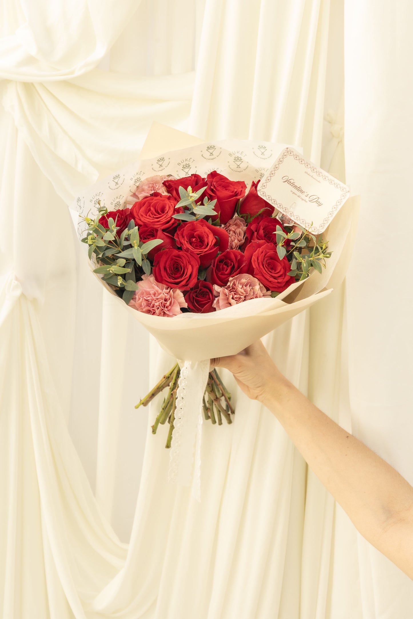 12 rosas rojas valentine´s